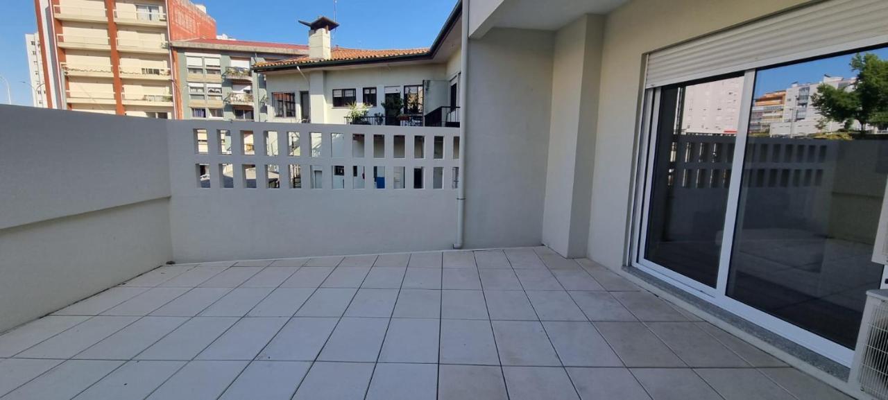 Ferienwohnung Casa Da Praca São João da Madeira Exterior foto